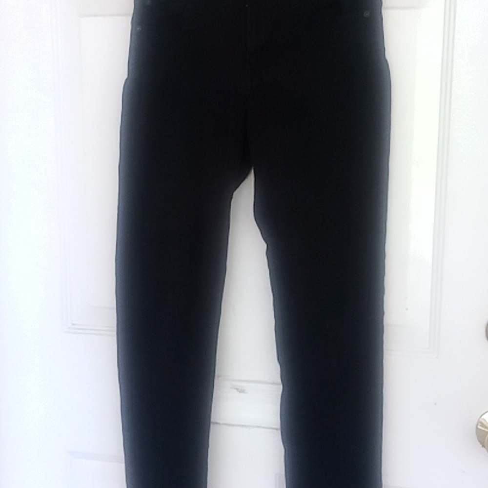 Women's James Jeans black Randi straight leg sz 28